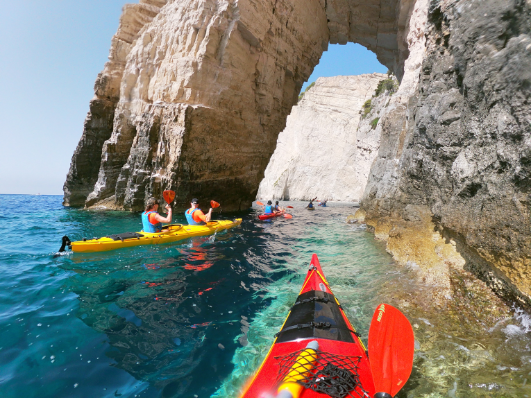 Seakayaking under Keri arch - Zante