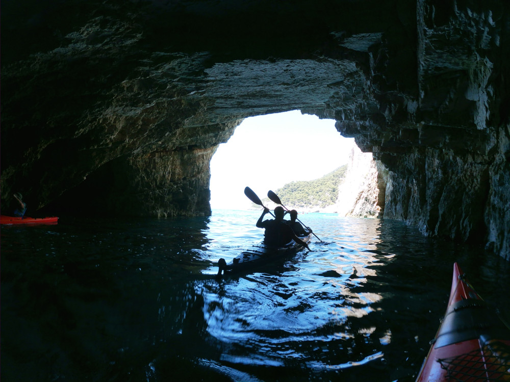 Seakayaking in Keri Caves Zakynthos